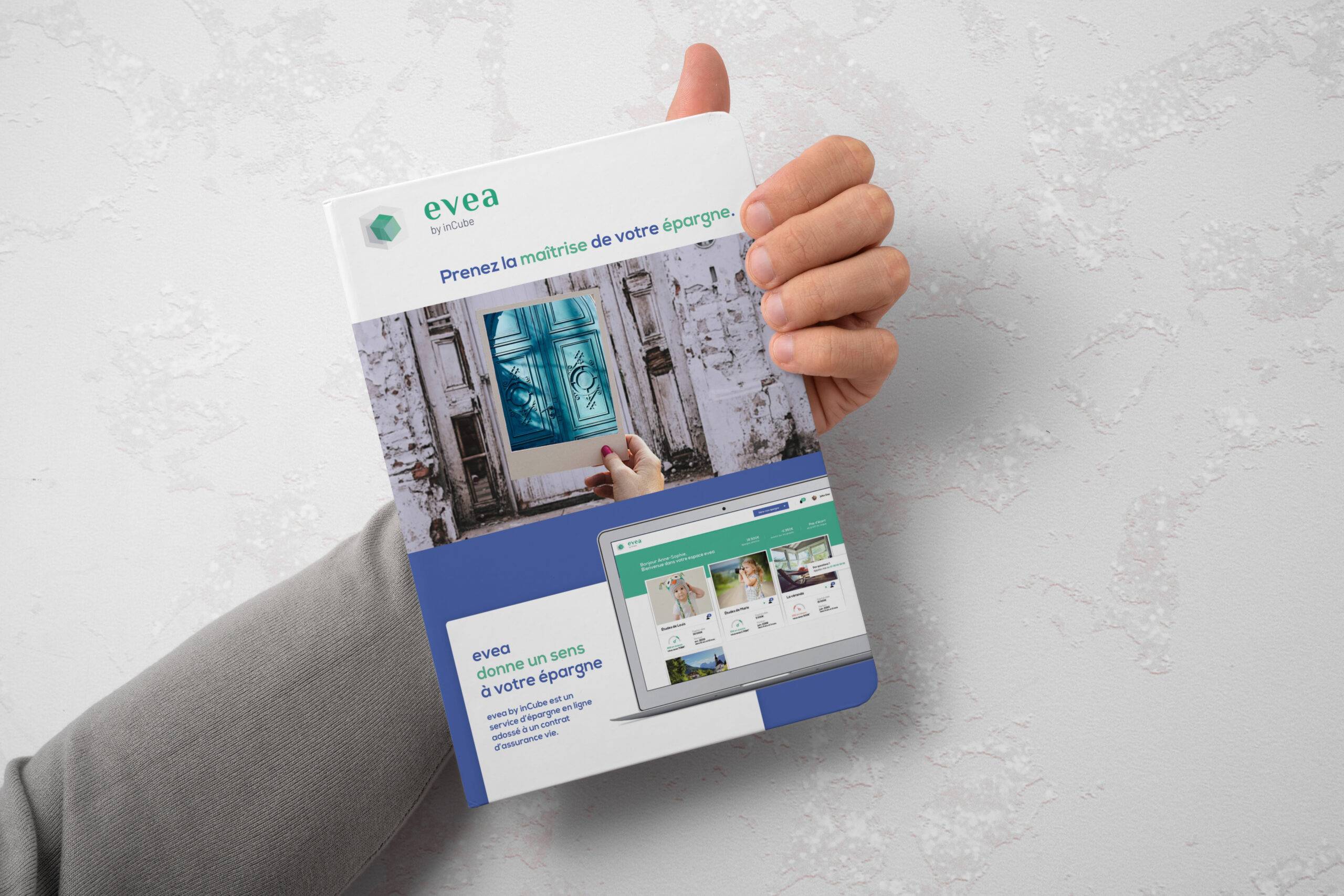 Couverture plaquette produit assurance